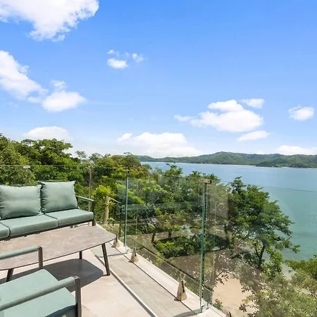5-Bd Beachfront, Ocean-View Hillside Home