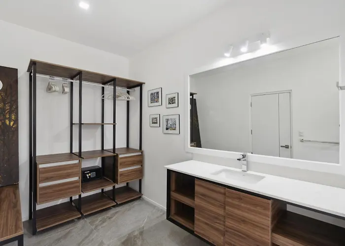 Сasa de vacaciones 5-bd Beachfront, Ocean-view Hillside Playa Flamingo