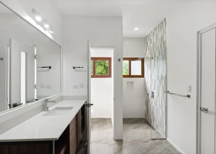 5-bd Beachfront, Ocean-view Hillside * Playa Flamingo